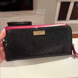 Henri Bendel Black and Pink Snakeskin Wallet